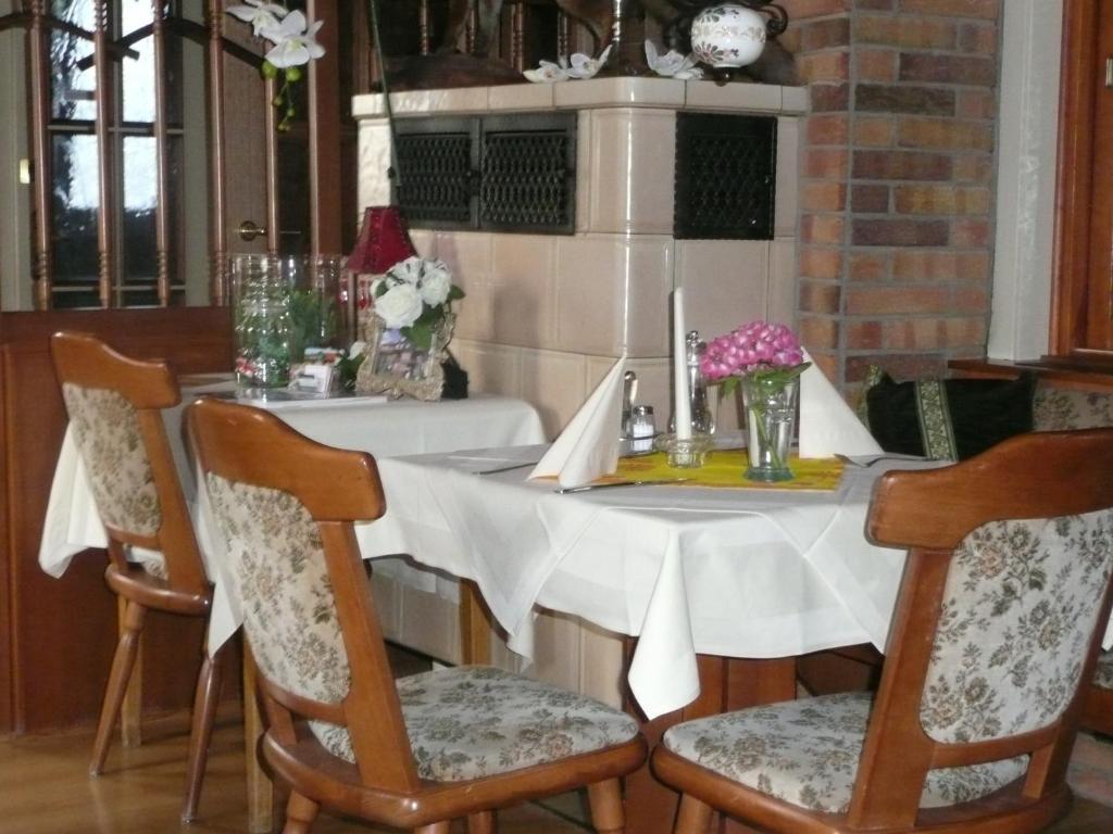 Landgasthaus Bonn Baunatal Buitenkant foto